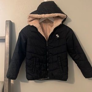 Abercrombie kids 7/8 reversible cozy puffer size 7/8